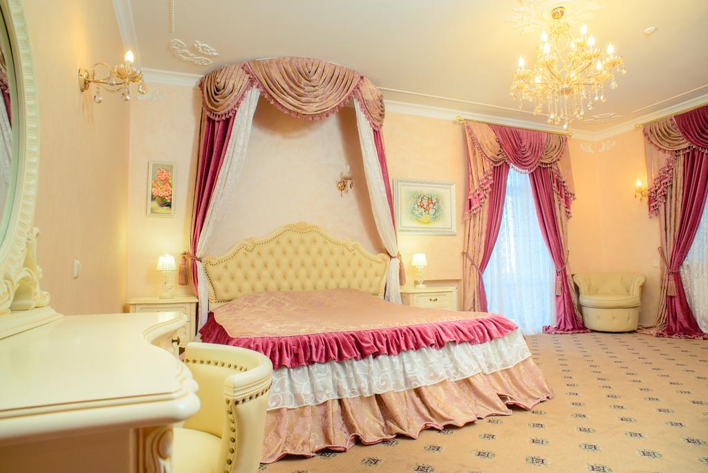 Petrovskyi Brovar Brovary Habitación foto